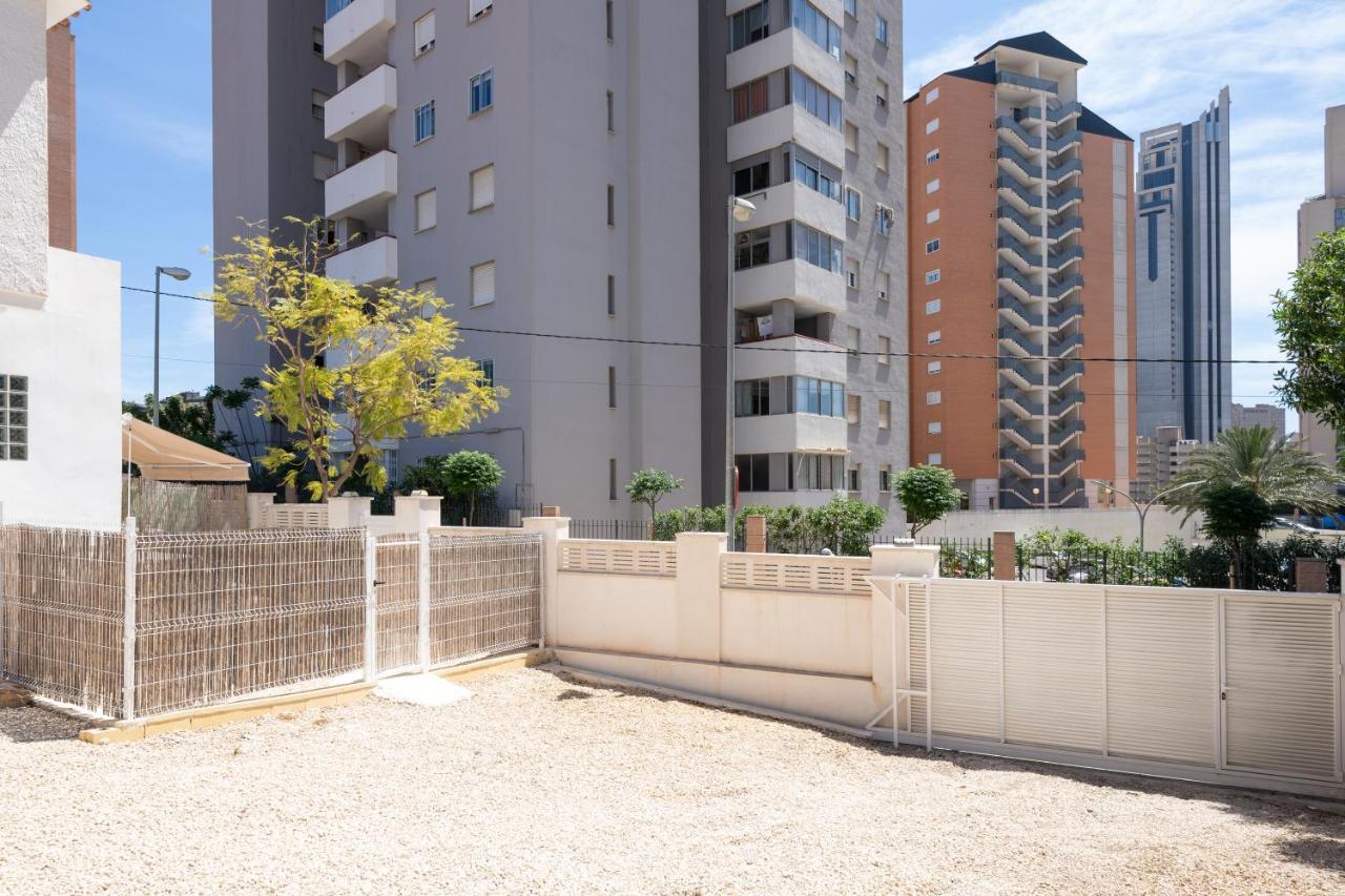 Casa Mya Con Terreno Privado Y Parking Compartido - A 800M De Playa Poniente Villa เบนิดอร์ม ภายนอก รูปภาพ